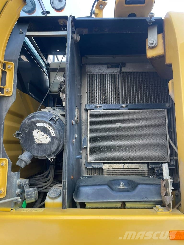 Komatsu PW 148-11 *Schild* Pratzen* Klima* Excavadoras de ruedas