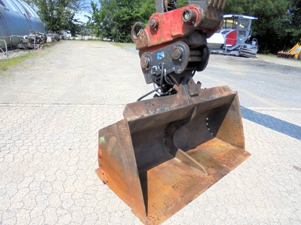 Volvo EC 220 E L Beltegraver