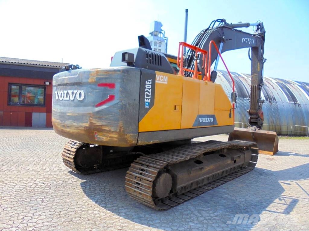 Volvo EC 220 E L Beltegraver