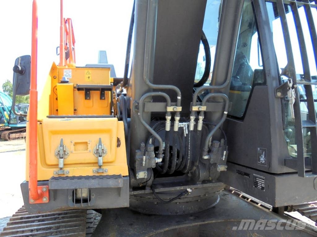 Volvo EC 220 E L Beltegraver