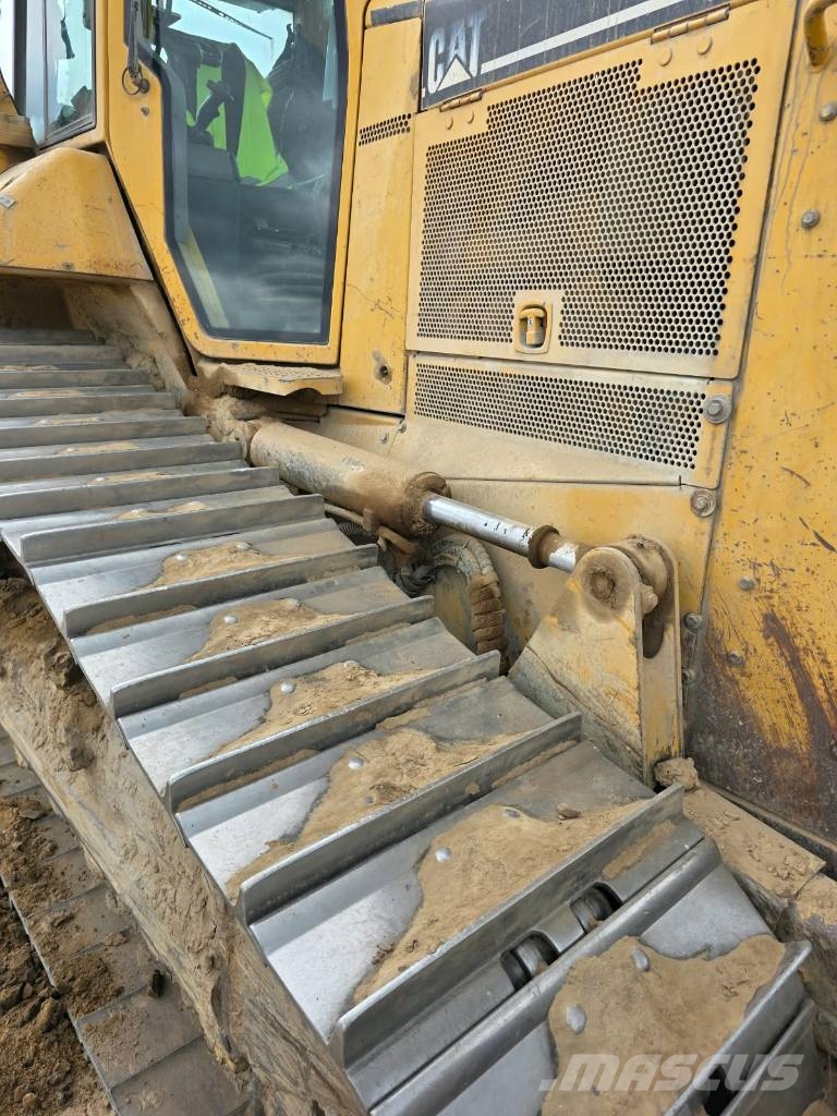 CAT D 6 N XL 履帶推土機
