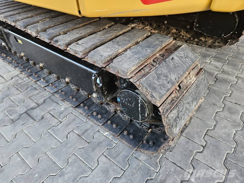 CAT 306 CR Mini ekskavatoriai < 7 t