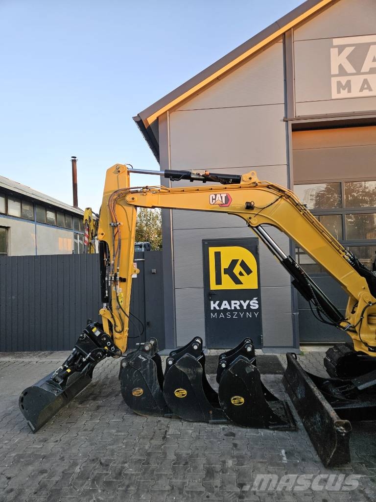 CAT 306 CR Mini ekskavatoriai < 7 t