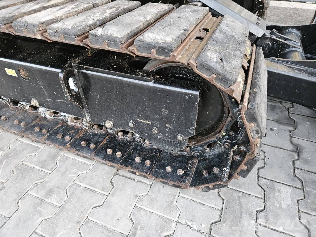 CAT 306 CR Mini ekskavatoriai < 7 t