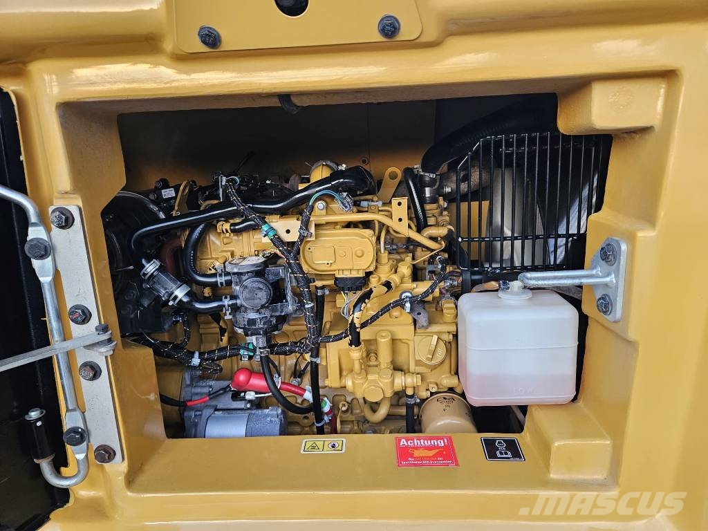 CAT 306 CR Mini ekskavatoriai < 7 t