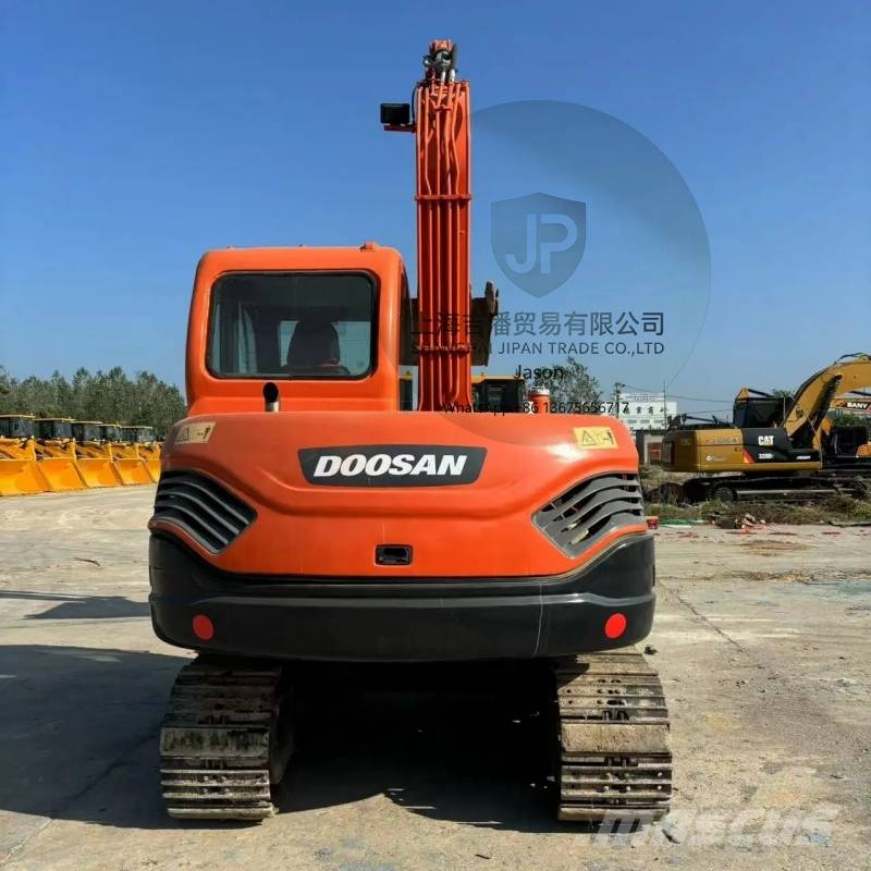 Doosan DX 75 履帶式 挖土機/掘鑿機/挖掘機