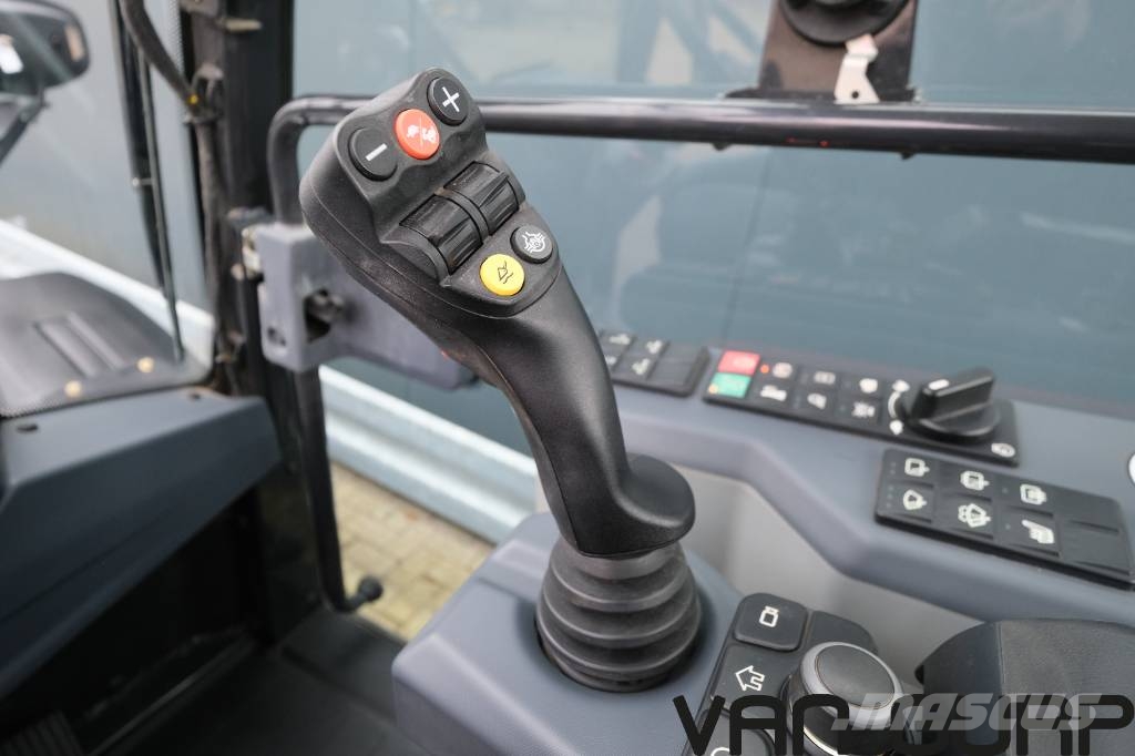 Bobcat L85 | 2023 | 550h | A/C | Chargeuse sur pneus