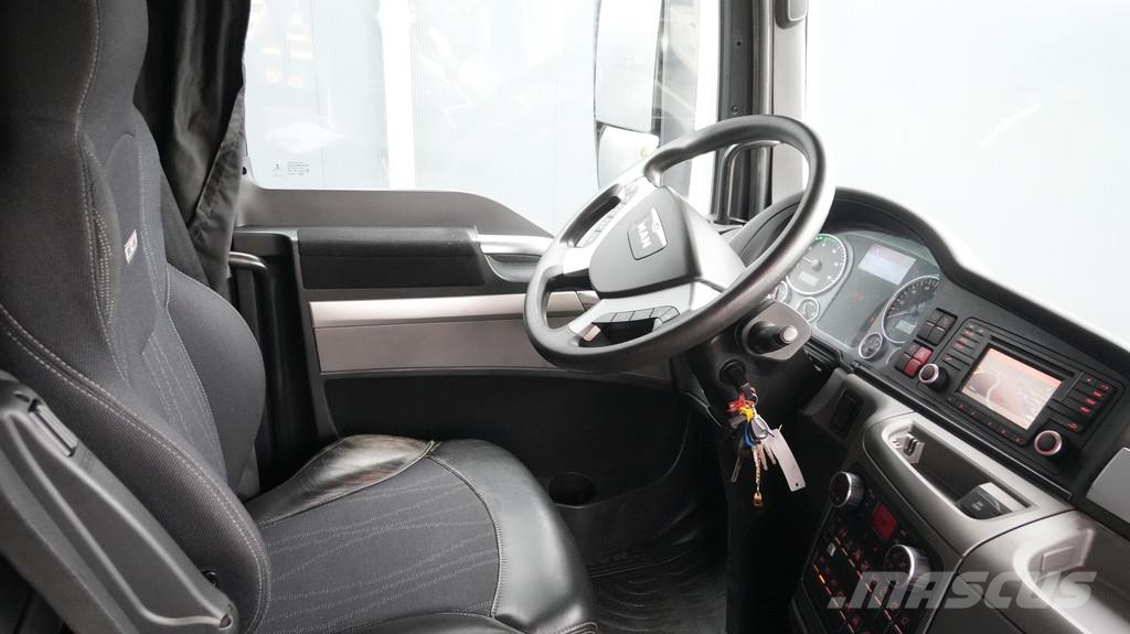MAN TGX 26.440 6X2 406.200KM Trekkvogner