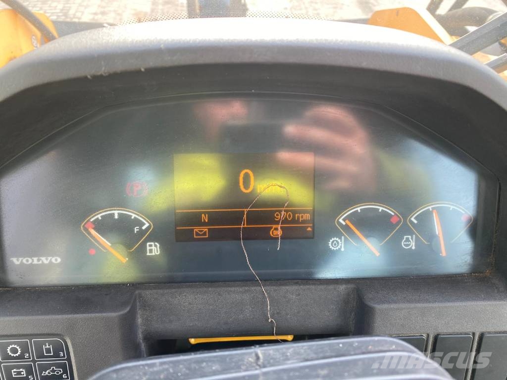 Volvo L 90 G (High tip bucket) Kolesni nakladalci
