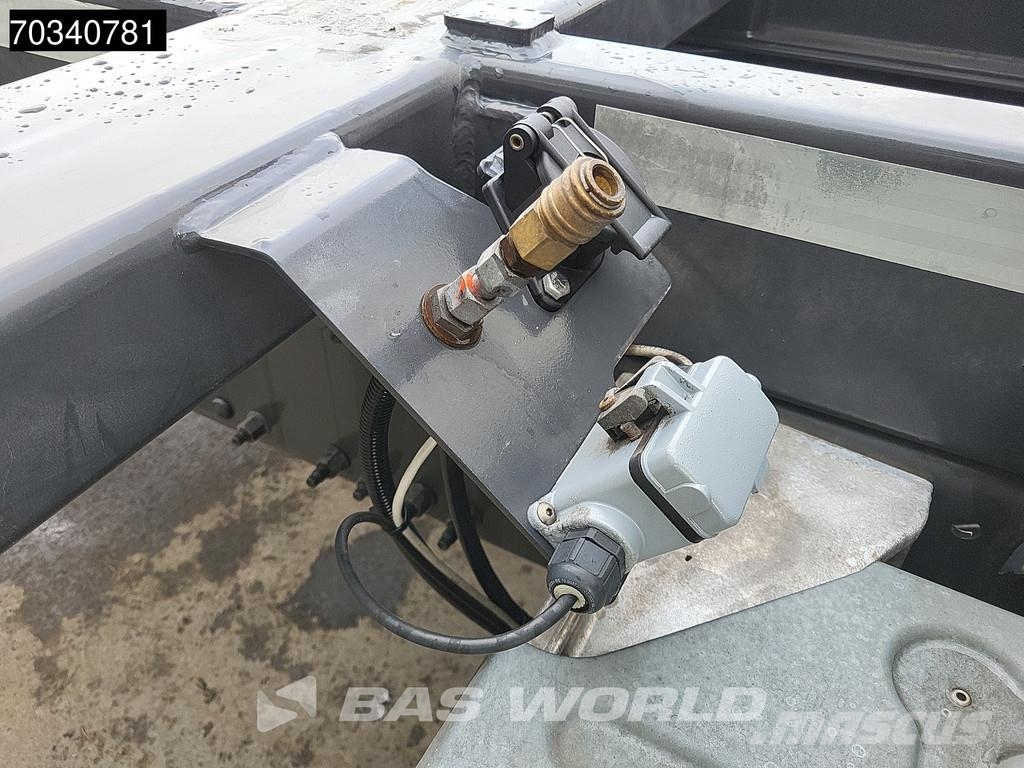 Volvo FM 420 FM 6X2 ADR Full-Air Lift+Steering Axle Euro Containertrucks met kabelsysteem