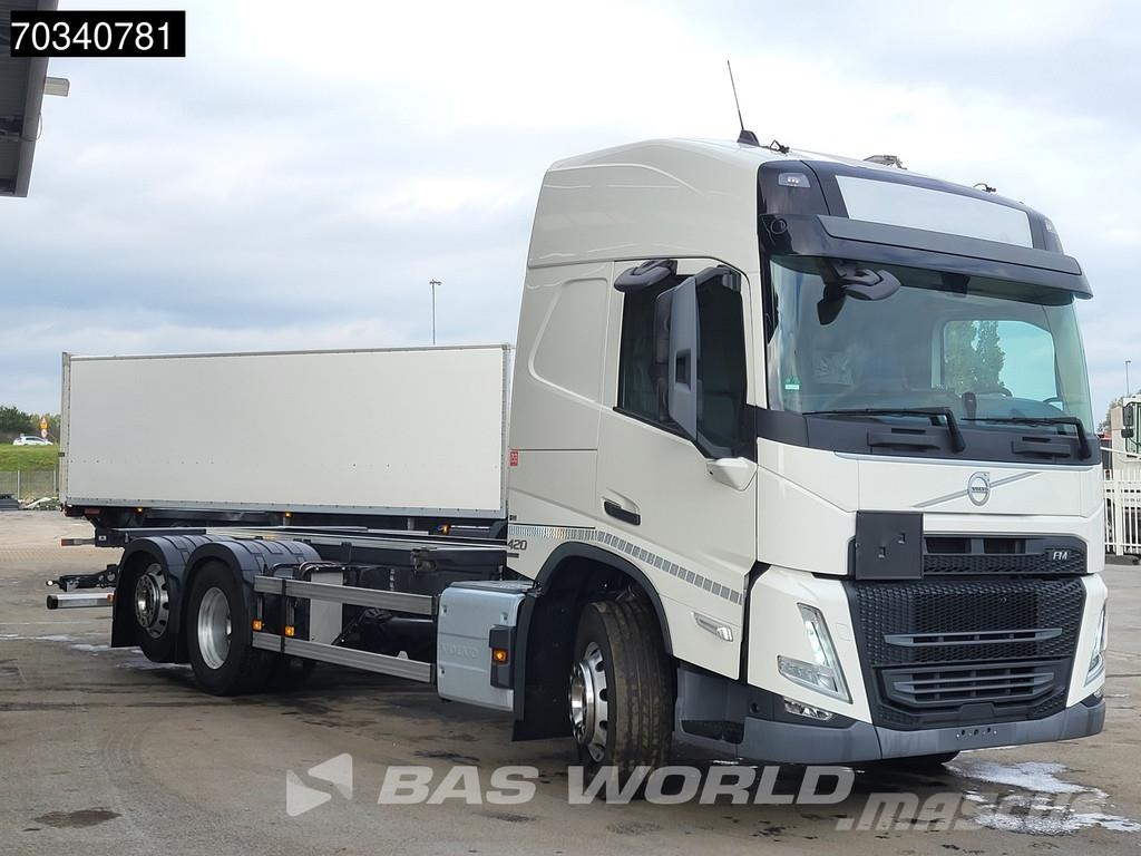 Volvo FM 420 FM 6X2 ADR Full-Air Lift+Steering Axle Euro Containertrucks met kabelsysteem