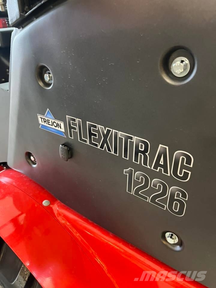Flexitrac 1226 Cab/Kompaktlastare Daugiafunkciniai pakrovėjai