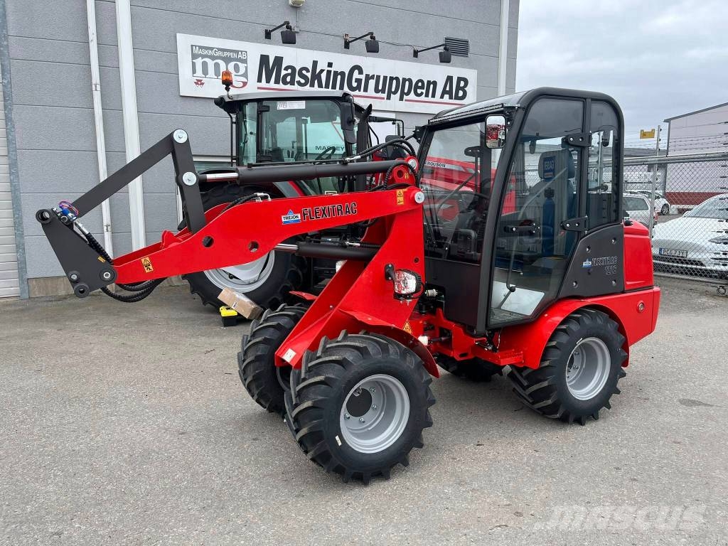 Flexitrac 1226 Cab/Kompaktlastare Daugiafunkciniai pakrovėjai