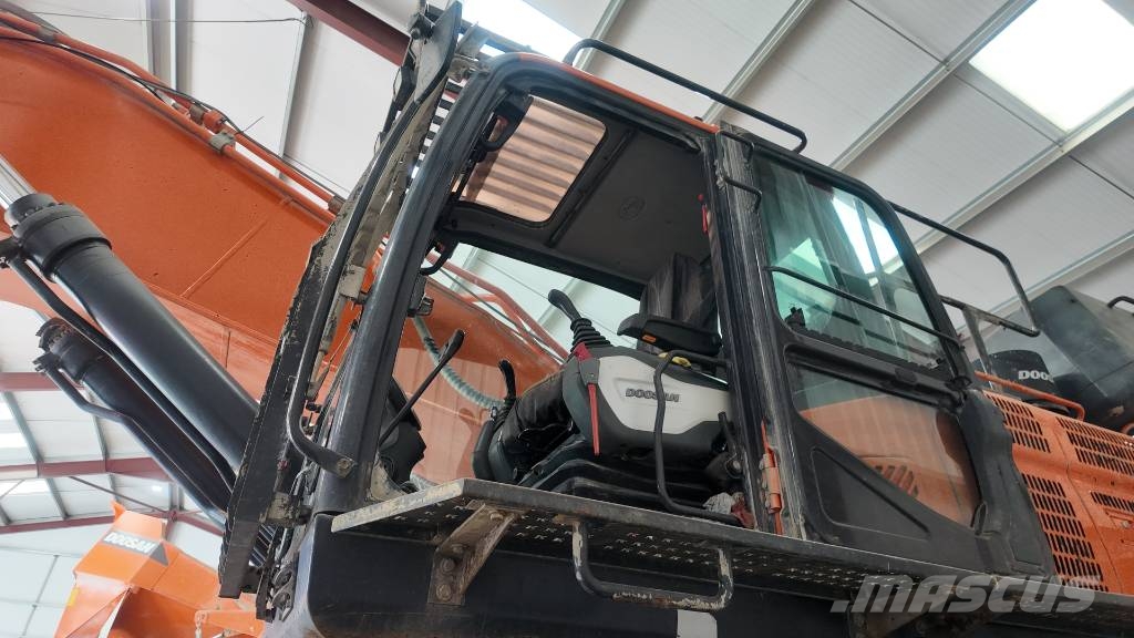 Doosan DX 530 LC-5 Gravemaskiner på larvebånd