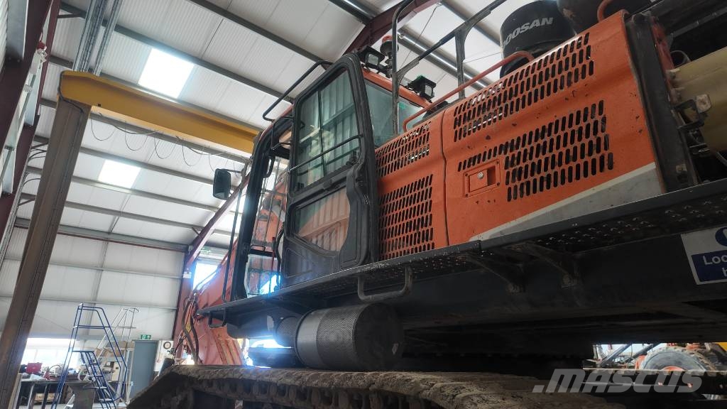 Doosan DX 530 LC-5 Gravemaskiner på larvebånd