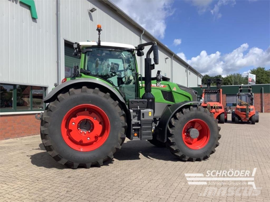 Fendt 728 VARIO GEN7 PROFI PLUS Traktörler