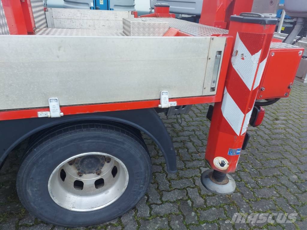 Palfinger Bison TKA 28 KS Ant vilkikų montuojamos kėlimo platformos