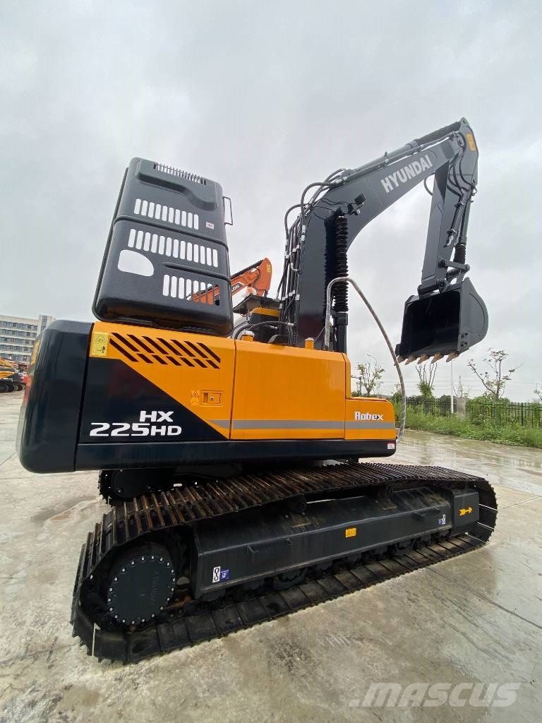 Hyundai HX 225 HD Raupenbagger