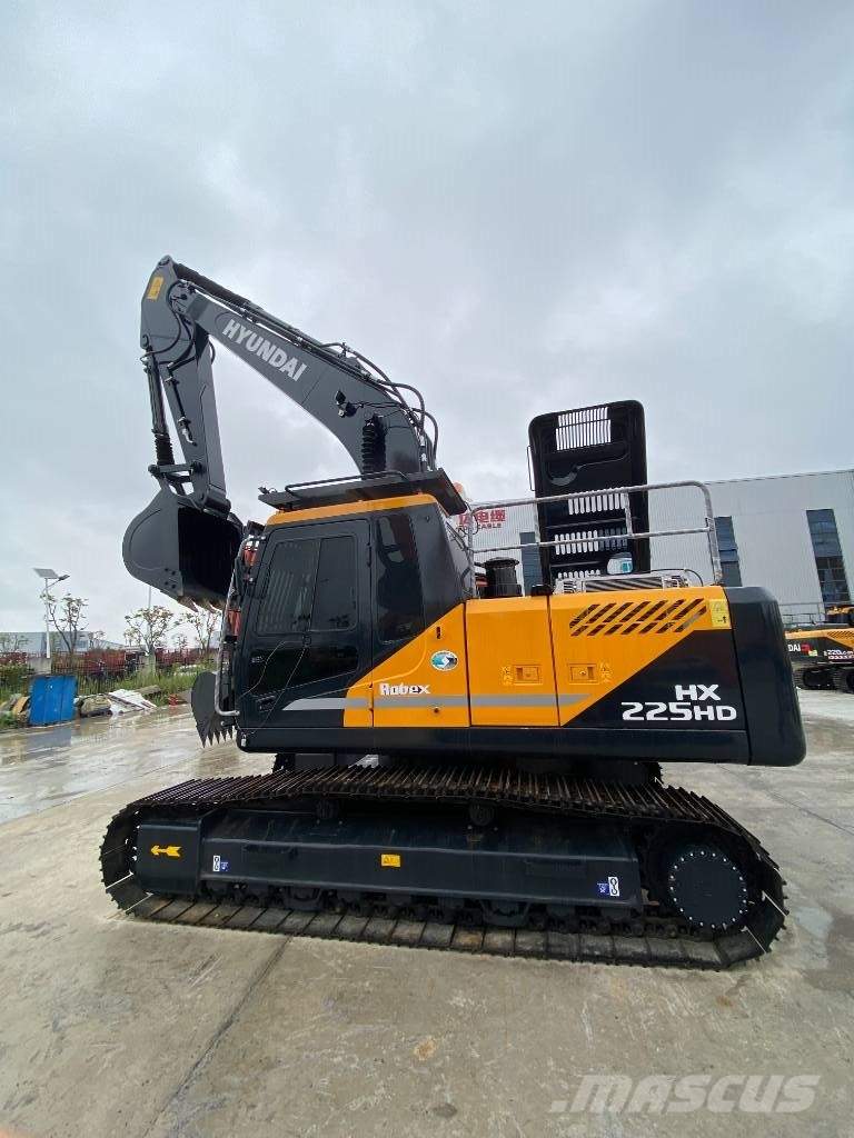 Hyundai HX 225 HD Raupenbagger