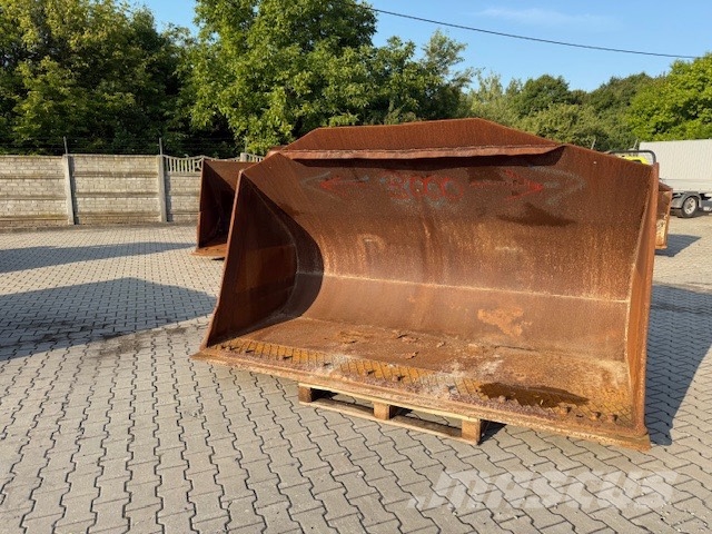 Hitachi LX 290 USED BUCKET Buckets