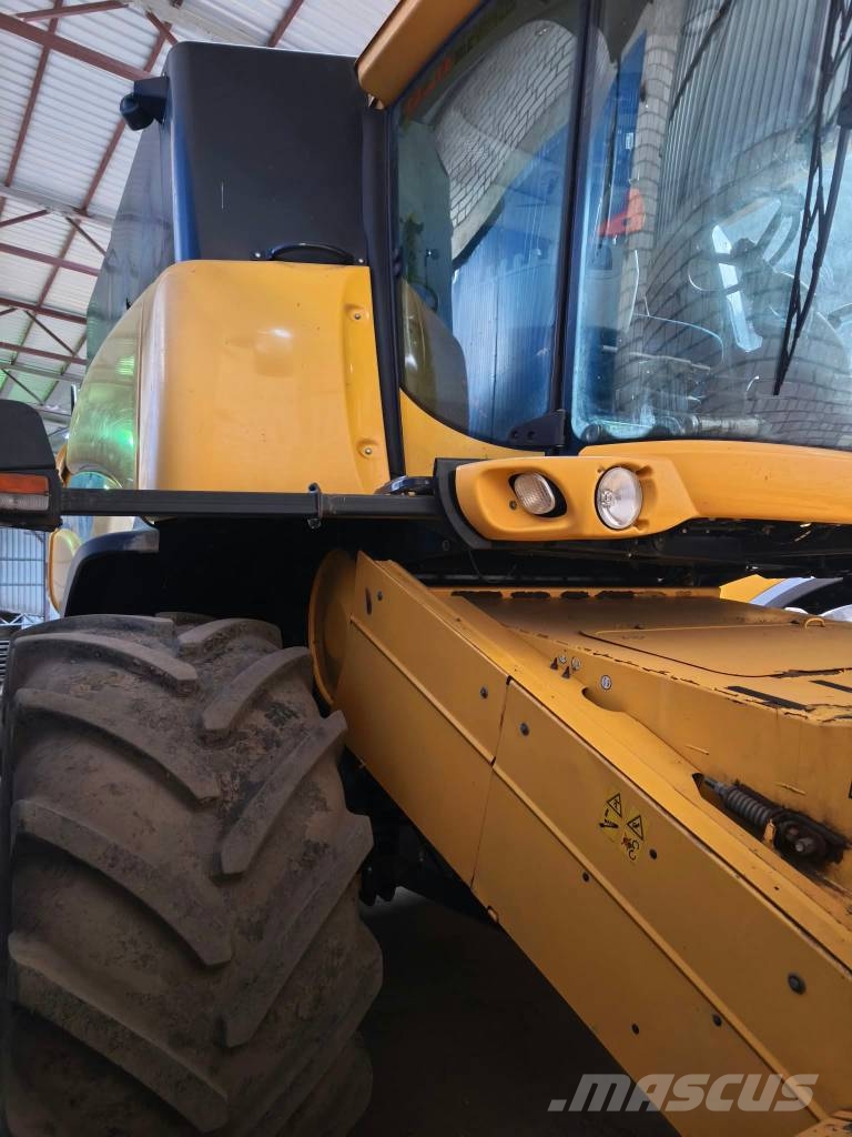 New Holland CX 8070 Mietitrebbiatrici