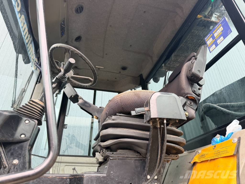 Dynapac CP224W Pneumorehvidega rullid