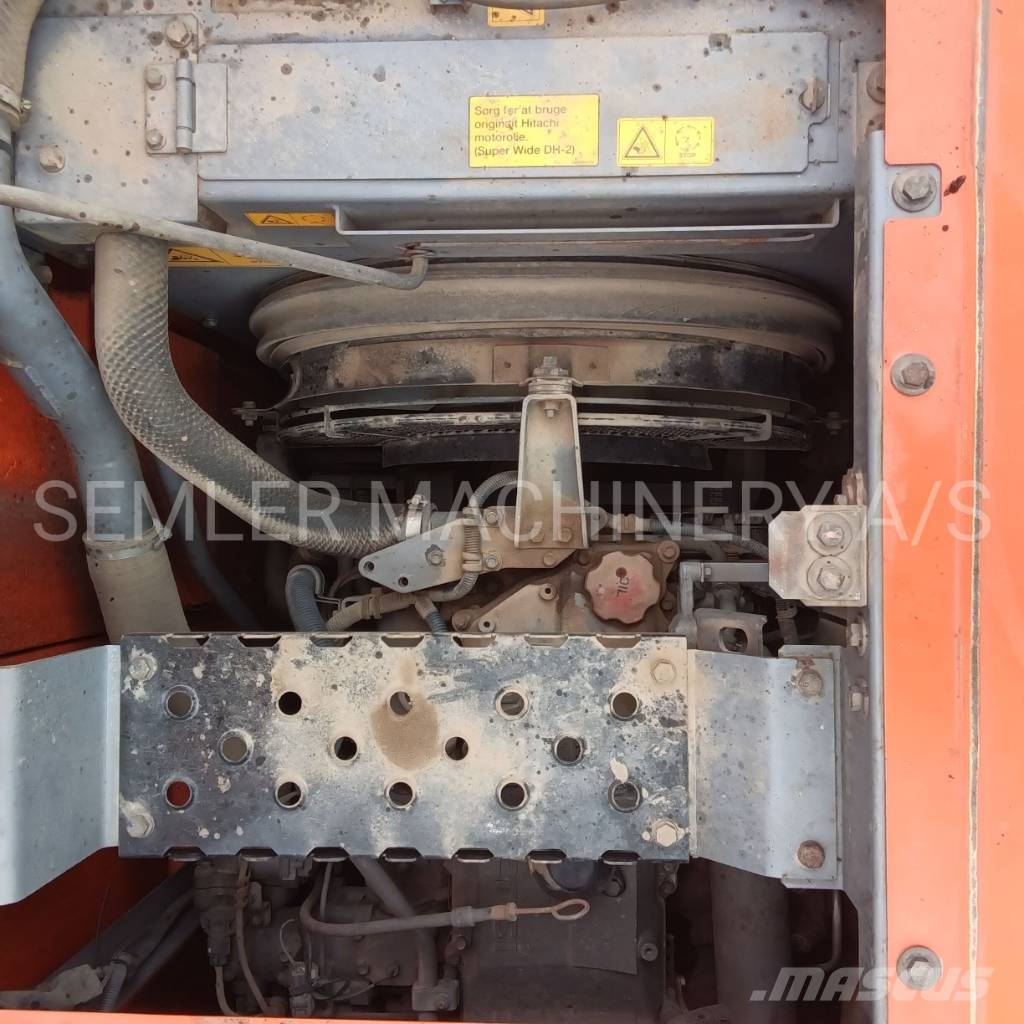 Hitachi ZX 225 US LC-5 대형 굴삭기 29톤 이상