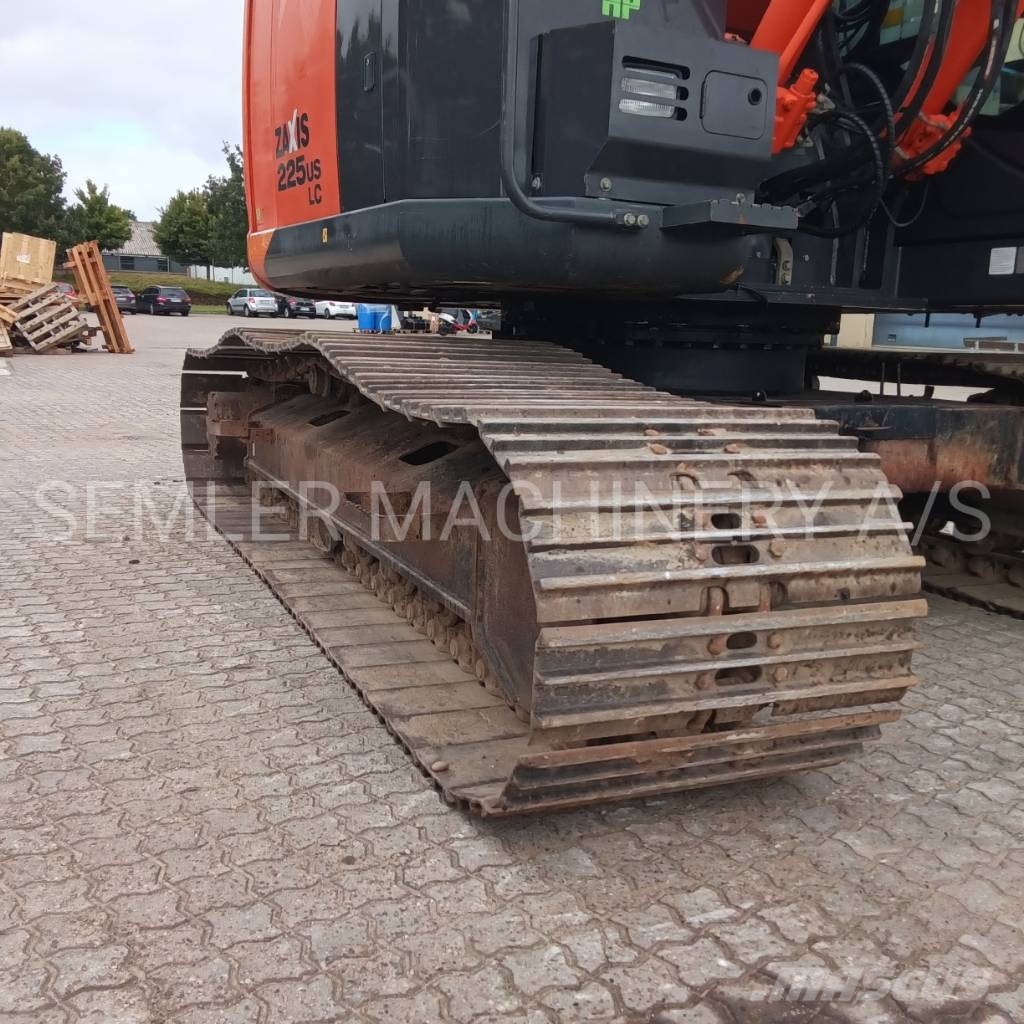 Hitachi ZX 225 US LC-5 대형 굴삭기 29톤 이상