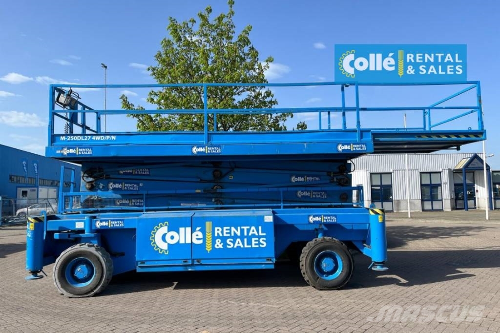 Holland Lift M 250 DL 27 | 2003 剪叉式升降机