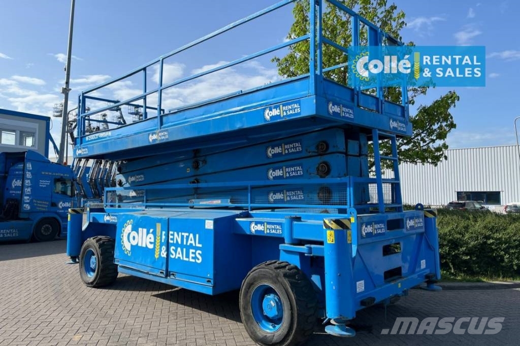 Holland Lift M 250 DL 27 | 2003 剪叉式升降机