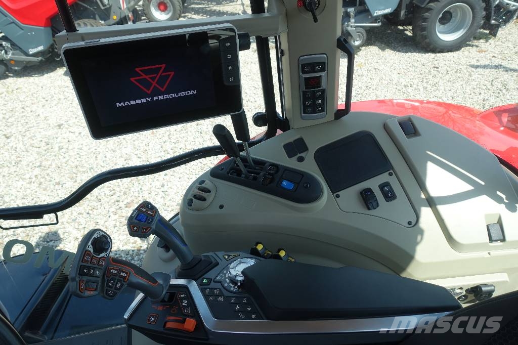 Massey Ferguson 7s.155 Dyna 6 Efficient 트랙터