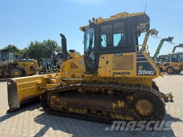 Komatsu D 51 PXi-24 Buldozer sobre oruga
