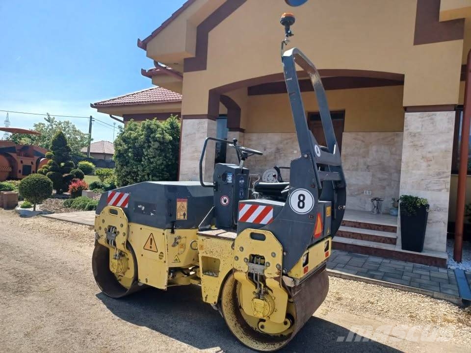 Bomag BW 100 AD-3 Rolos compactadores de tambor duplo