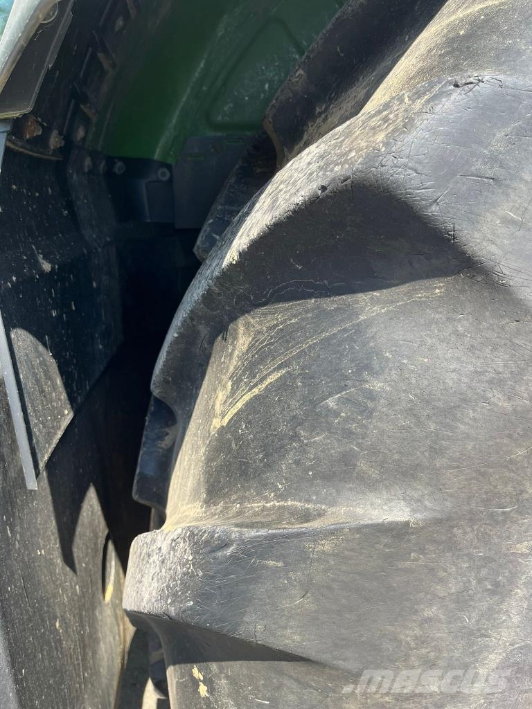 Fendt 826 VARIO PROFI + Traktorer