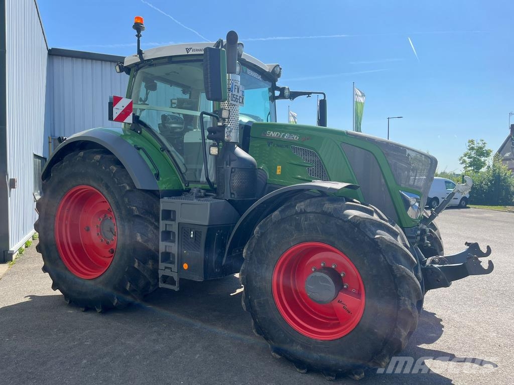 Fendt 826 VARIO PROFI + Traktorer
