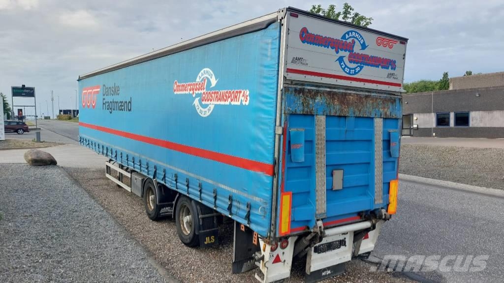 AMT 2 akslet city-gardintrailer med lift Semi-trailer med Gardinsider