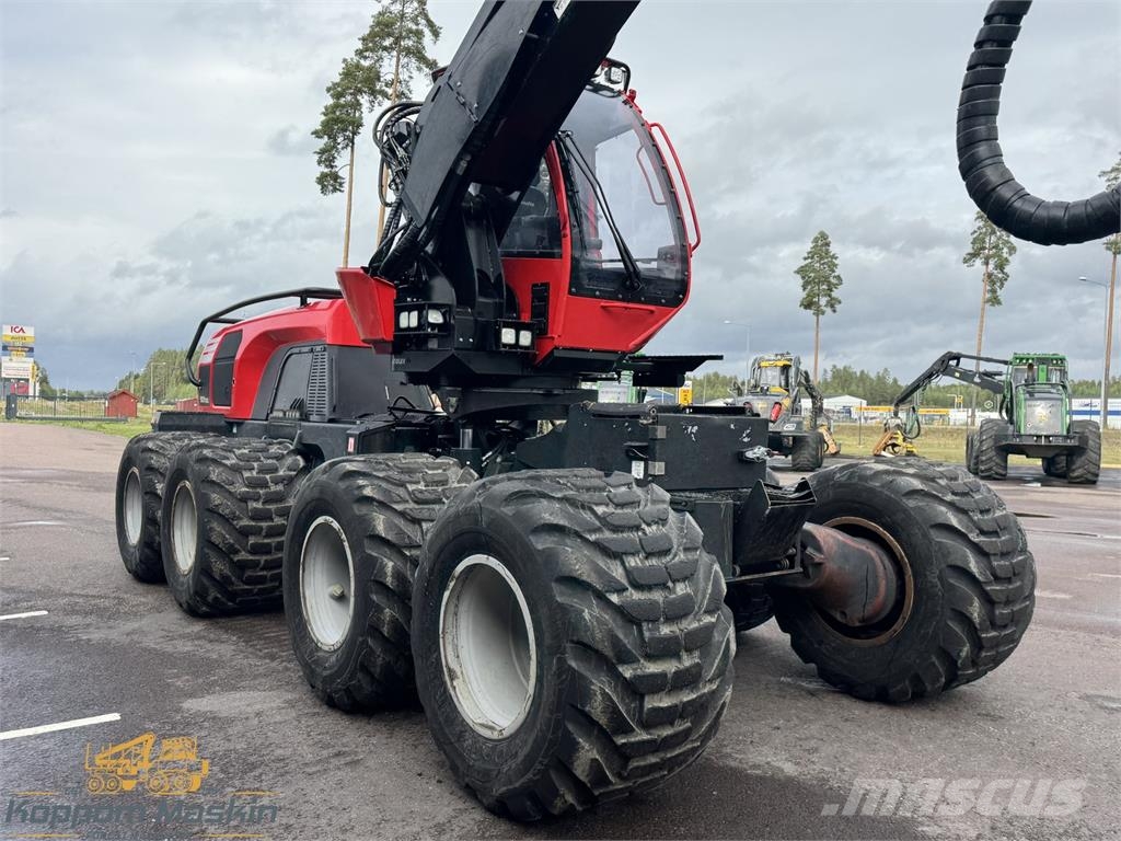 Komatsu 931XC حصادات