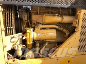 CAT 910 Rataslaadurid