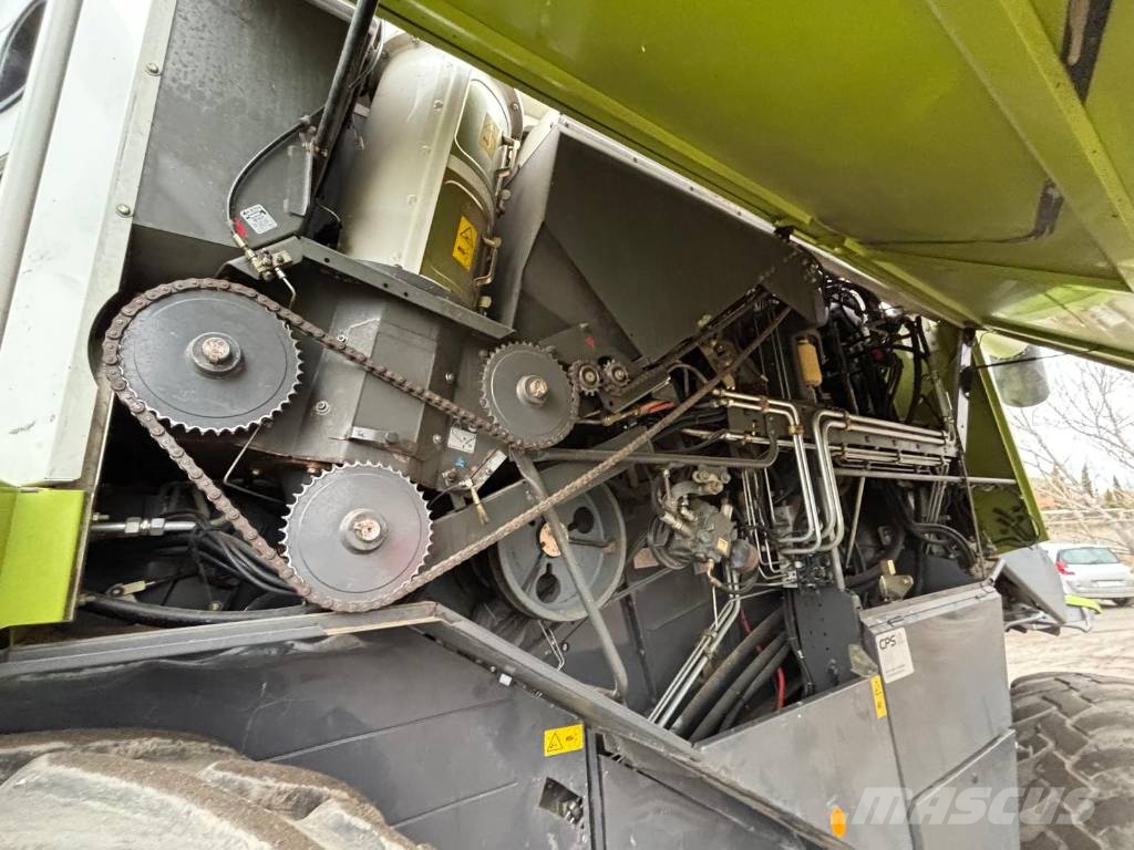 CLAAS Lexion 670 M Kombinované zberacie stroje