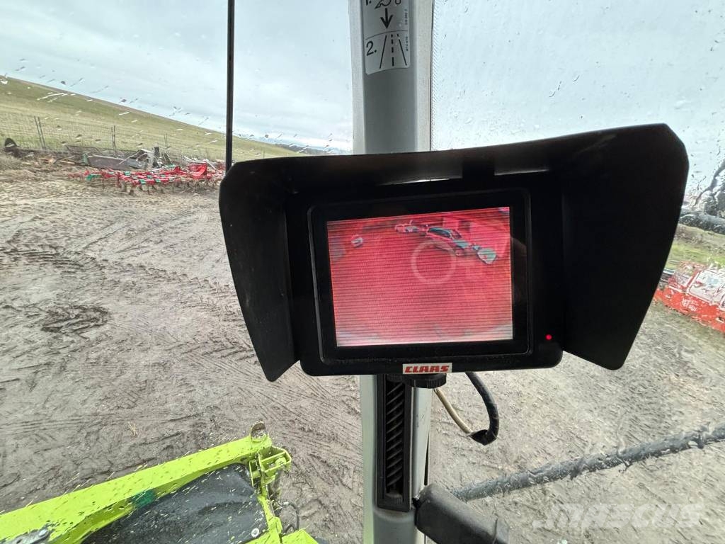 CLAAS Lexion 670 M Kombinované zberacie stroje