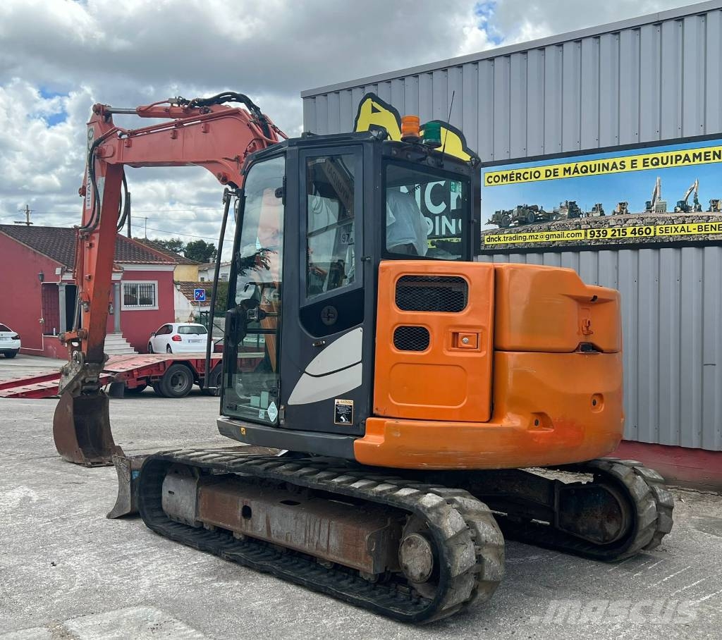 Hitachi ZX 85 US B-5 中型挖掘机