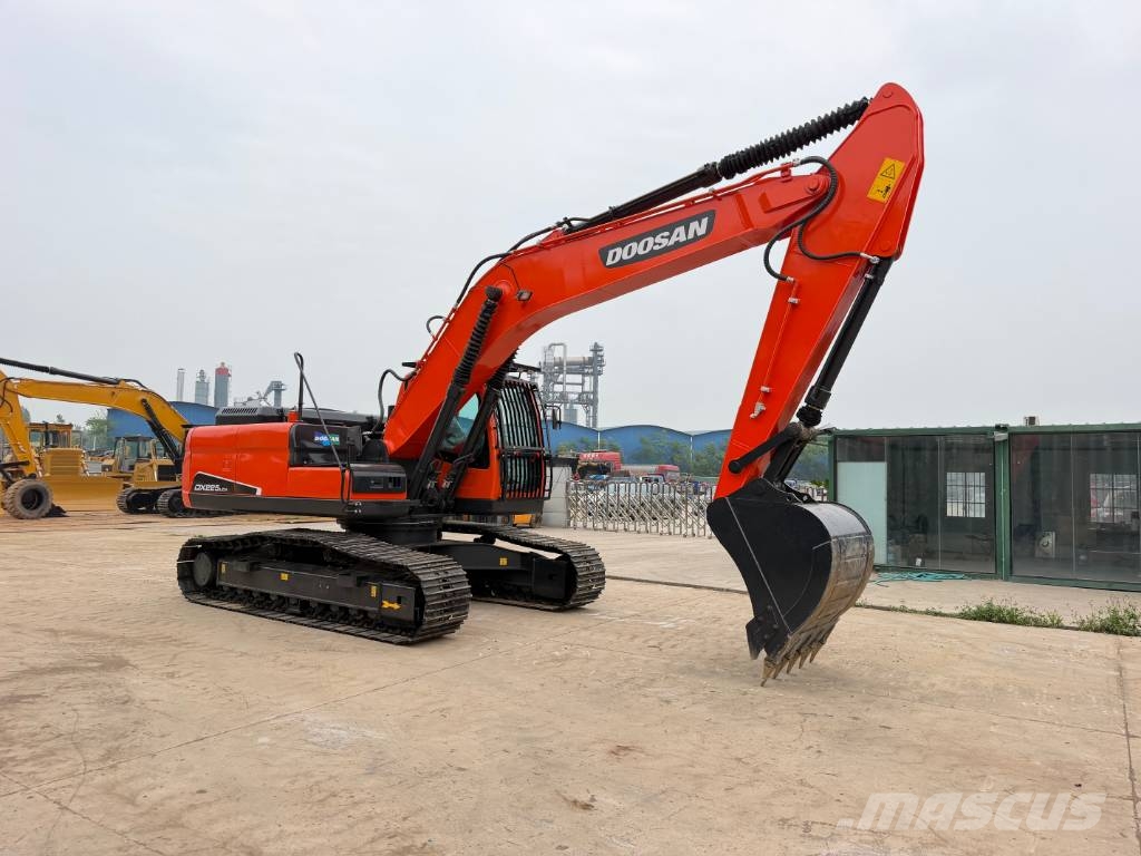 Doosan Dx225 Bagri goseničarji