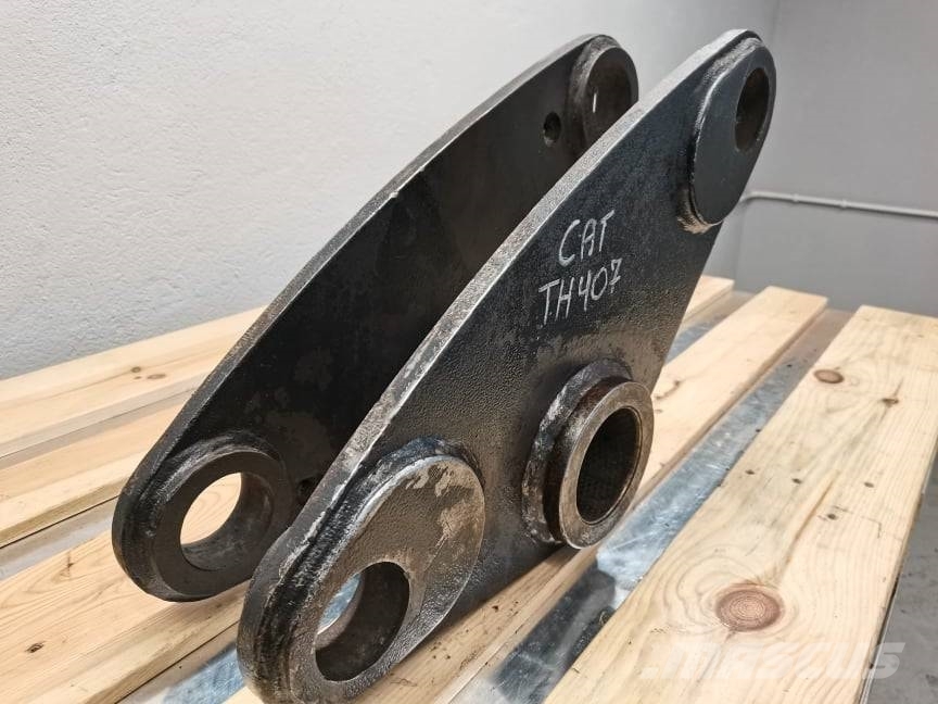 CAT TH 407 {wrist attachment adapter Wysięgniki i ramiona