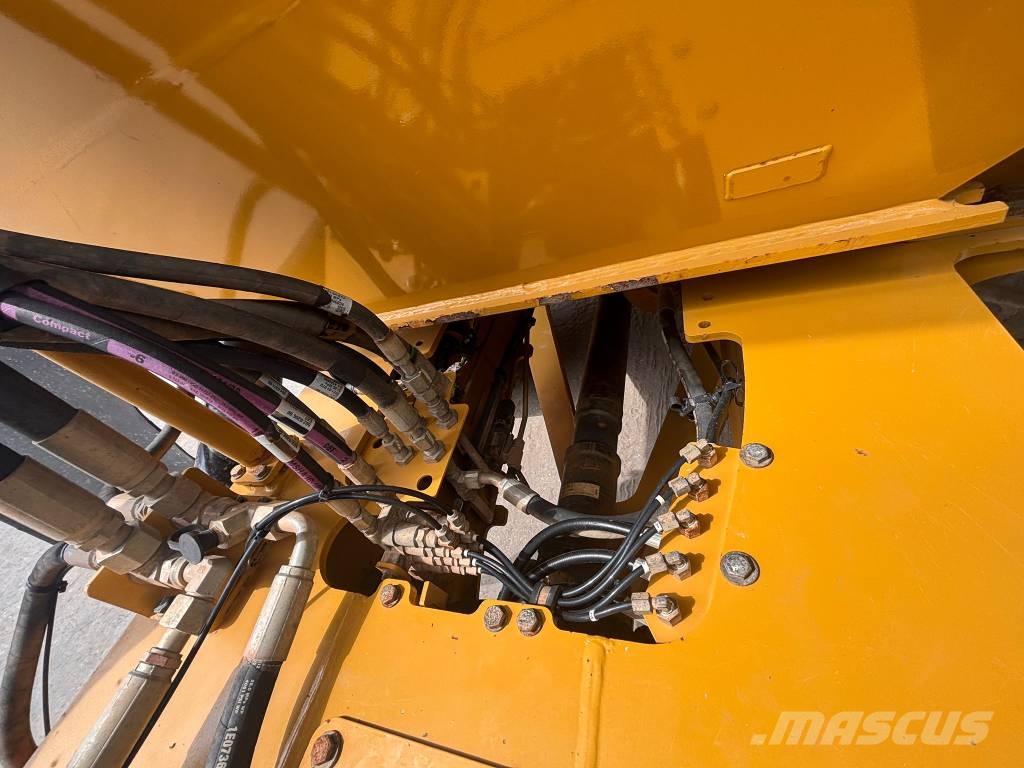 CAT 730 Σπαστό Dump Truck ADT