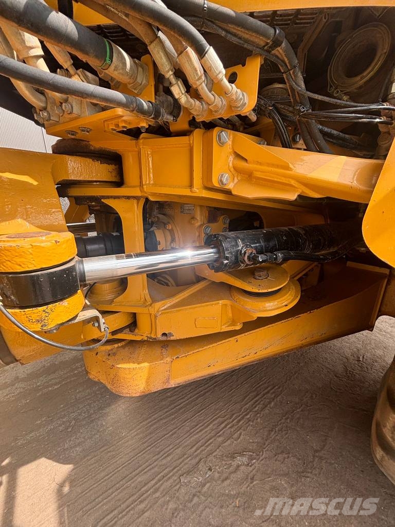 CAT 730 Σπαστό Dump Truck ADT