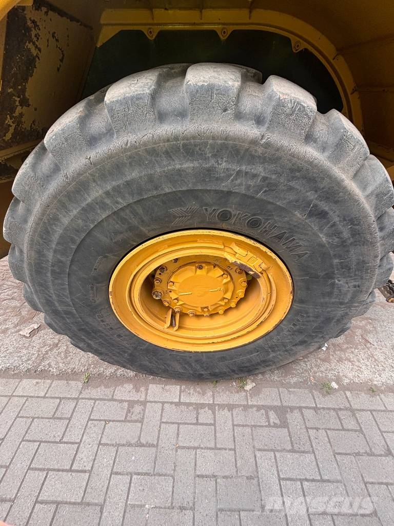 CAT 730 Σπαστό Dump Truck ADT