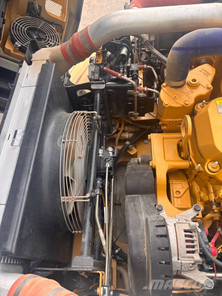 CAT 730 Σπαστό Dump Truck ADT