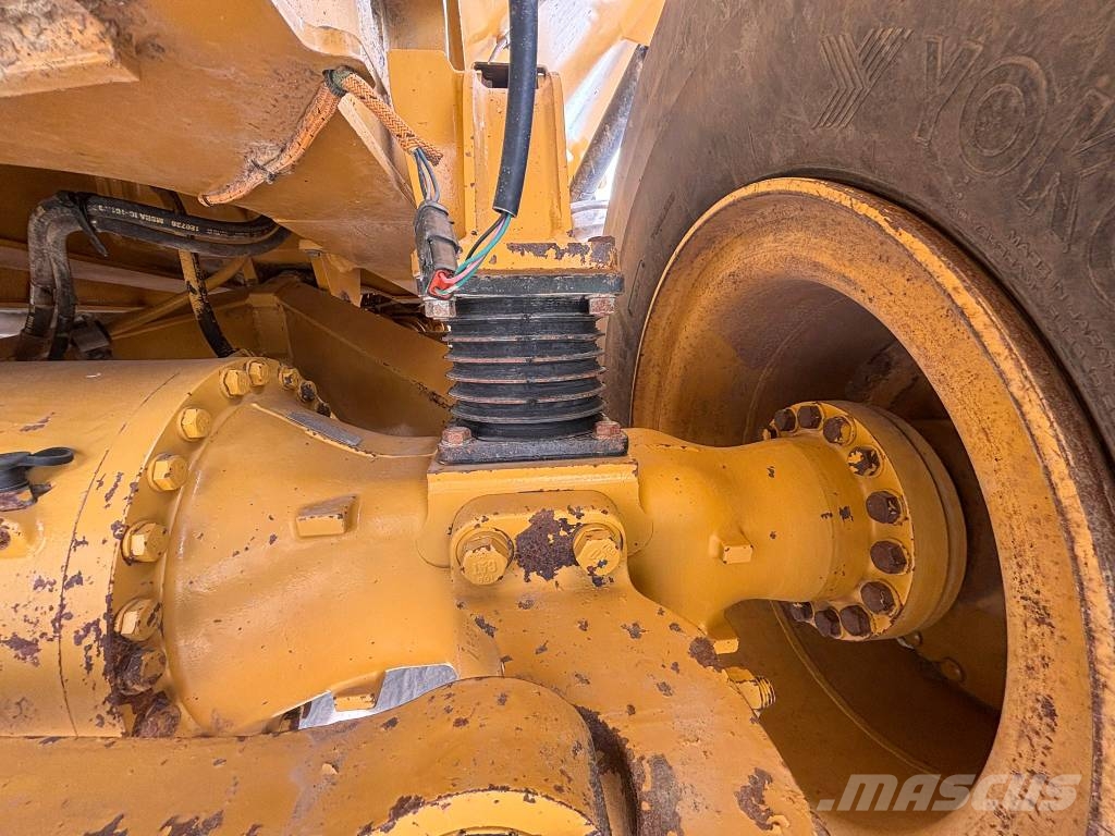 CAT 730 Σπαστό Dump Truck ADT