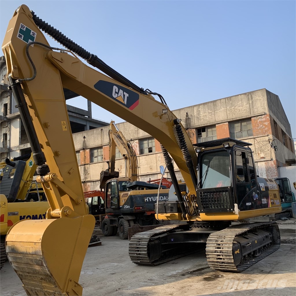 CAT 320 D Escavadeiras de esteiras