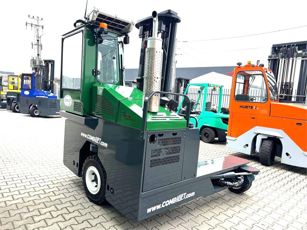 Combilift C4500/ Diesel /Triplex 6000 mm/Air condition 4-way reach trucks